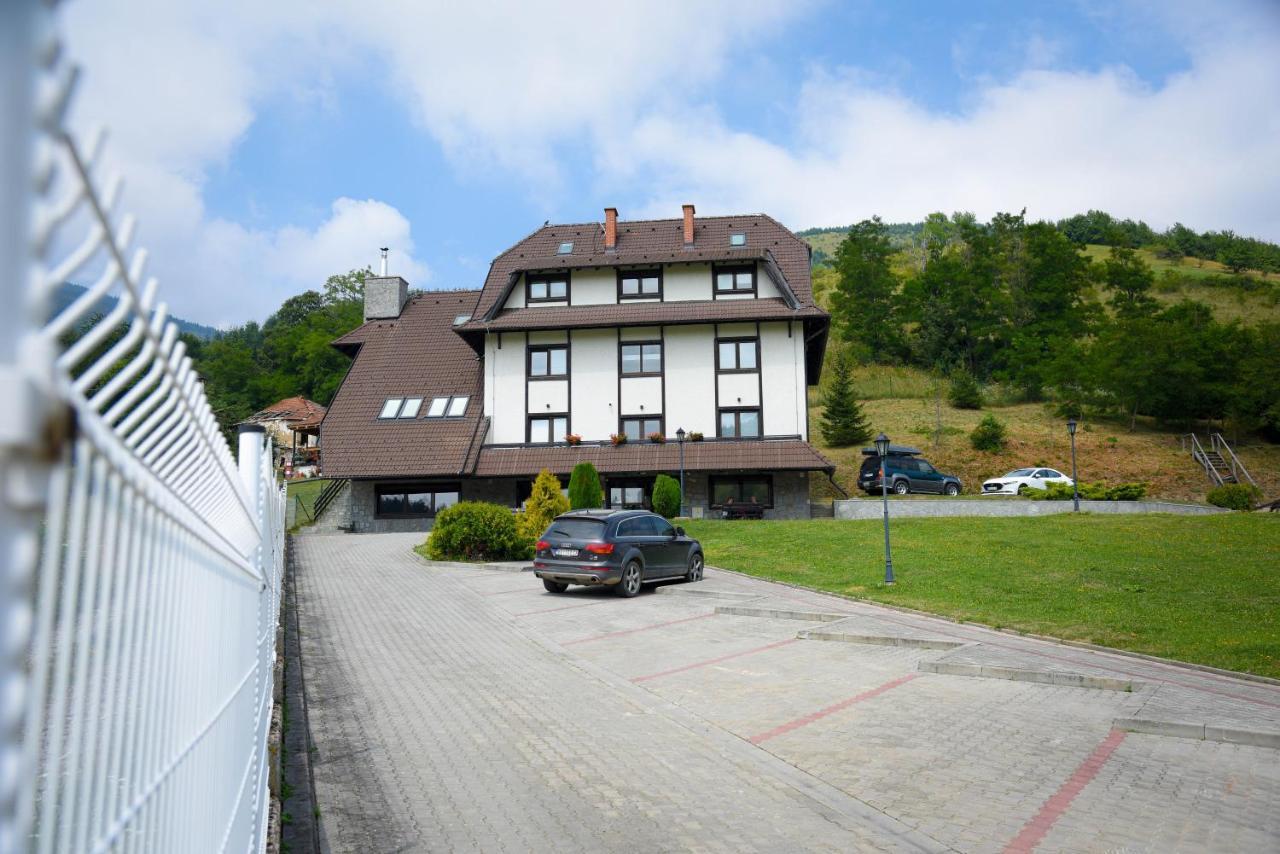 Villa Mramor Brzeće Exteriér fotografie